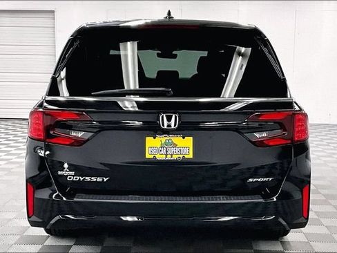 Used 2025 Honda Odyssey Sport-L image 5