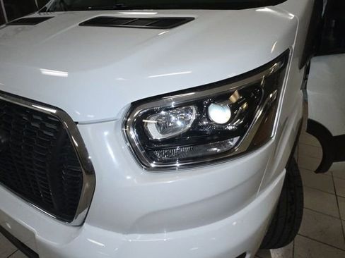 Used 2023 Ford Transit 350 XLT image 28