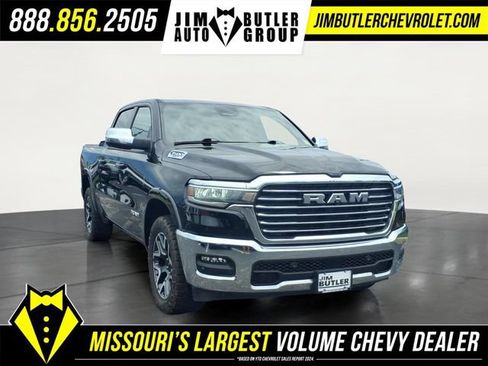 Used 2025 RAM 1500 Laramie AWD/4WD image 25