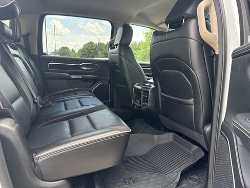 Used 2021 RAM 1500 Laramie AWD/4WD image 16