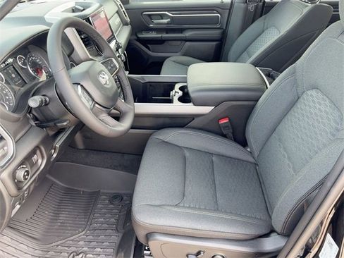 New 2026 RAM 1500 4x4 Crew Cab image 5