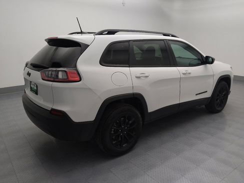 Used 2023 Jeep Cherokee Altitude Lux image 10