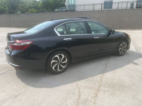 Used 2016 Honda Accord EX-L image 4