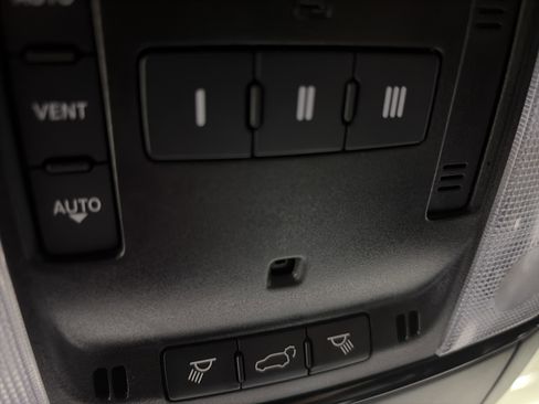 Used 2024 Dodge Durango GT AWD/4WD image 23