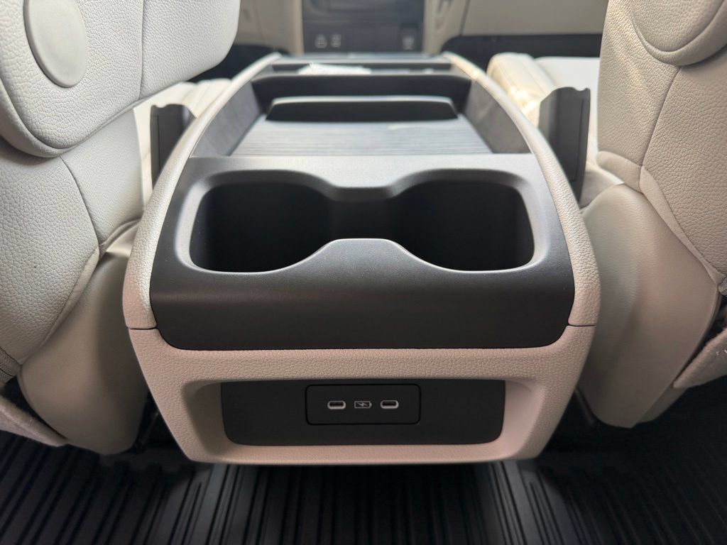 New 2026 Honda Odyssey EX-L image 8