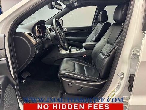 Used 2015 Jeep Grand Cherokee Limited w/ Trailer Tow Group IV AWD/4WD image 13