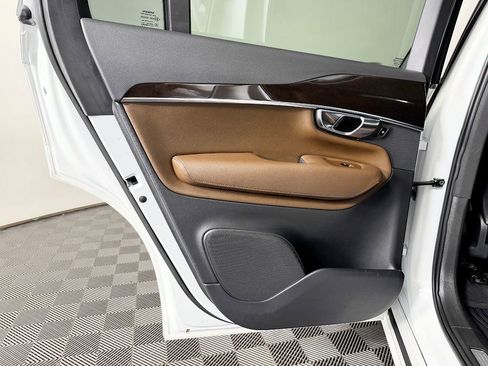 Used 2019 Volvo XC90 T6 Momentum w/ Advanced Package image 35