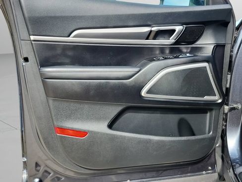 Used 2022 Kia Telluride S FWD image 31