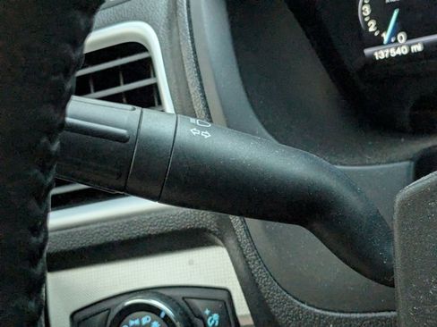 Used 2015 Ford Explorer XLT w/ Equipment Group 202B image 6