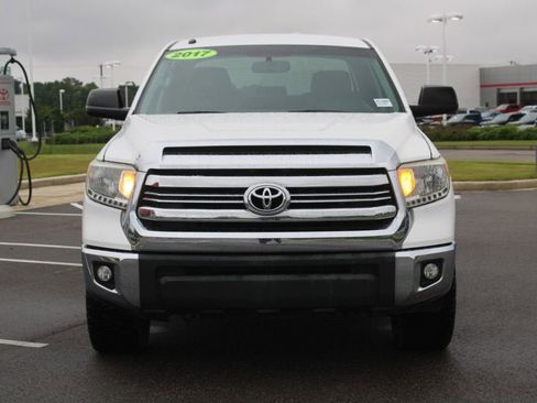 Used 2016 Toyota Tundra SR5 w/ SR5 Upgrade Package RWD image 25