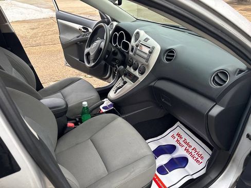 Used 2009 Toyota Matrix image 10