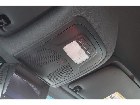 Used 2019 Mercedes-Benz Sprinter 170 image 27