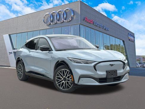 Used 2024 Ford Mustang Mach-E Premium image 1