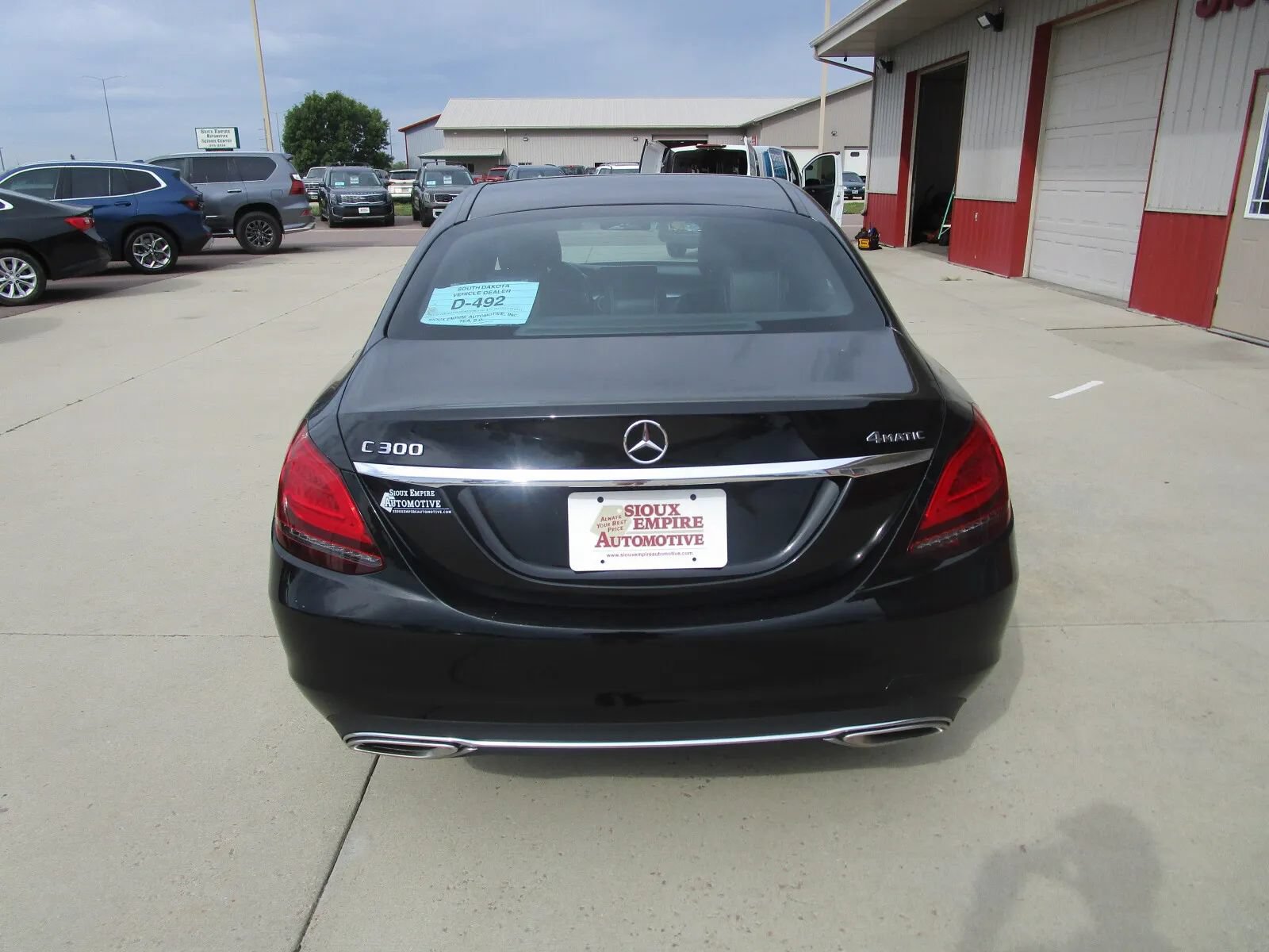 Used 2021 Mercedes-Benz C 300 4MATIC Sedan w/ Premium Package image 6