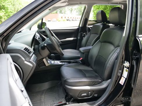 Used 2018 Subaru Forester 2.5i Premium w/ Protection Package #1 AWD/4WD image 3