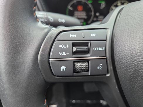 Certified 2025 Honda CR-V Sport image 22
