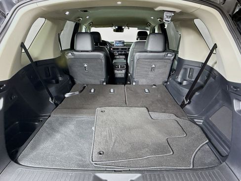 Certified 2025 Honda Pilot EX-L image 33
