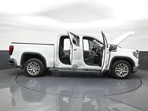 Used 2020 GMC Sierra 1500 SLT w/ SLT Premium Package RWD image 29
