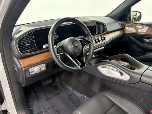 Used 2025 Mercedes-Benz GLE 450e GLE 450e w/ AMG Line Exterior image 9