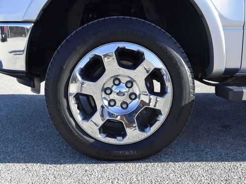 Used 2012 Ford F150 Lariat w/ Lariat Chrome Pkg image 40