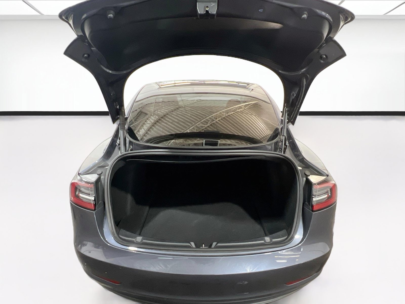 Used 2023 Tesla Model 3 Standard Range RWD image 19