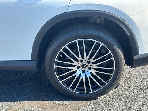Certified 2023 Mercedes-Benz GLC 300 GLC 300 image 22