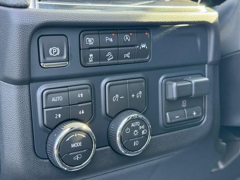 New 2026 Chevrolet Tahoe RST w/ RST Capability Package image 17