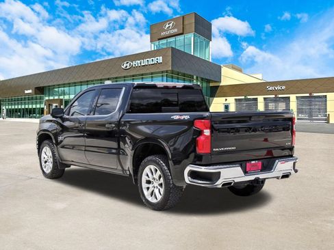 Used 2021 Chevrolet Silverado 1500 LTZ w/ LTZ Premium Texas Edition AWD/4WD image 8