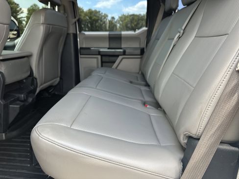 Used 2017 Ford F250 XL w/ Power Equipment Group AWD/4WD image 21
