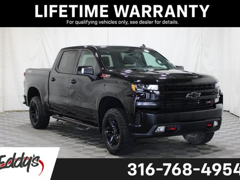 Used 2022 Chevrolet Silverado 1500 LT Trail Boss w/ Safety Package AWD/4WD image 1