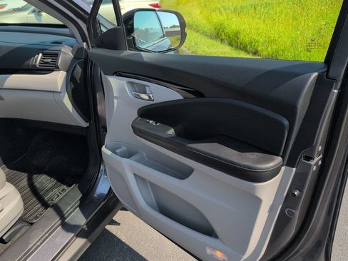 Used 2021 Honda Pilot Touring image 47