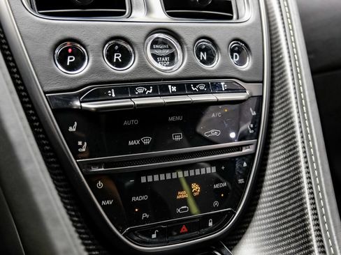 Used 2020 Aston Martin DB11 AMR RWD image 34