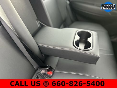 Used 2025 Toyota Corolla Cross XLE image 11