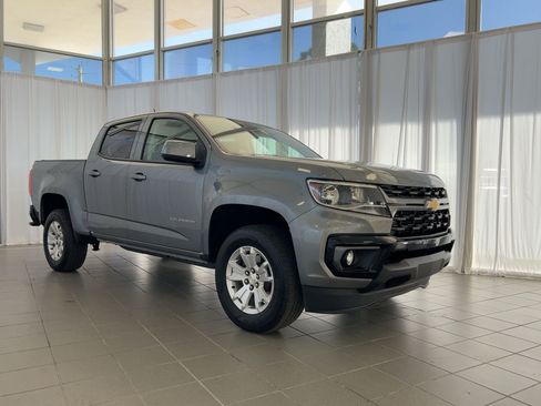 Used 2022 Chevrolet Colorado LT w/ Safety Package image 7