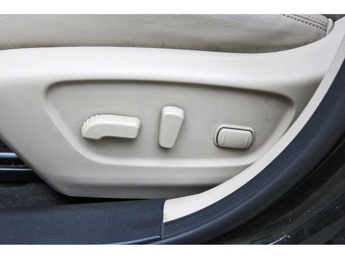 Used 2020 Nissan Rogue SL w/ Premium Package FWD image 29