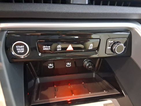 Used 2025 Audi Q5 Premium Plus image 15