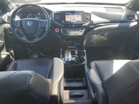 Certified 2021 Honda Ridgeline Black Edition image 10