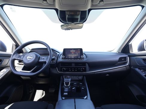 Used 2024 Nissan Rogue S image 13