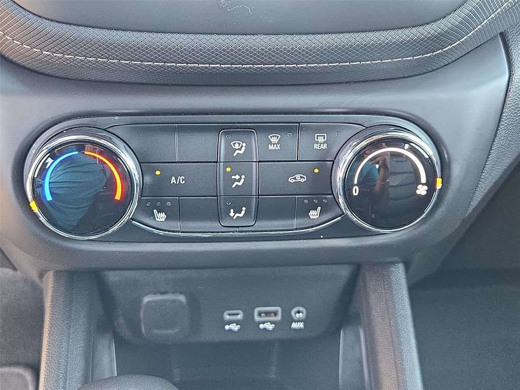 Certified 2023 Chevrolet TrailBlazer ACTIV FWD image 33