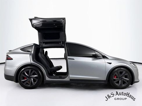 Used 2026 Tesla Model X Plaid AWD/4WD image 8