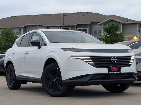 New 2026 Nissan Murano SV AWD/4WD image 2