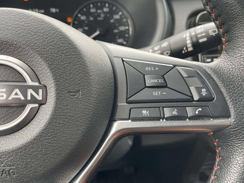 Used 2023 Nissan Kicks SR w/ SR Premium Package FWD image 25