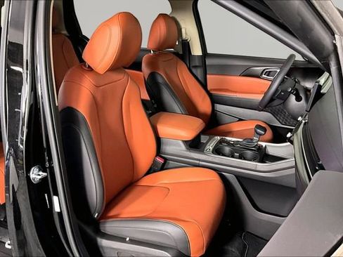 New 2026 Kia Carnival SX w/ SX Dark Edition Package FWD image 12