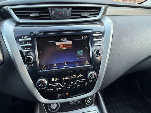 Used 2019 Nissan Murano S image 20