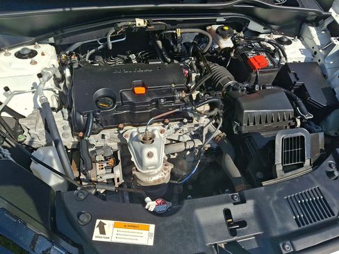Certified 2024 Honda HR-V Sport image 28