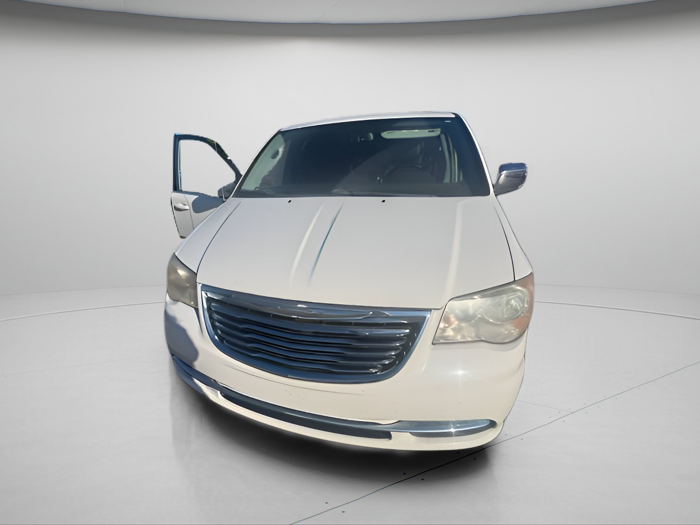 Used 2012 Chrysler Town & Country Touring-L w/ Entertainment Group #2 FWD image 9