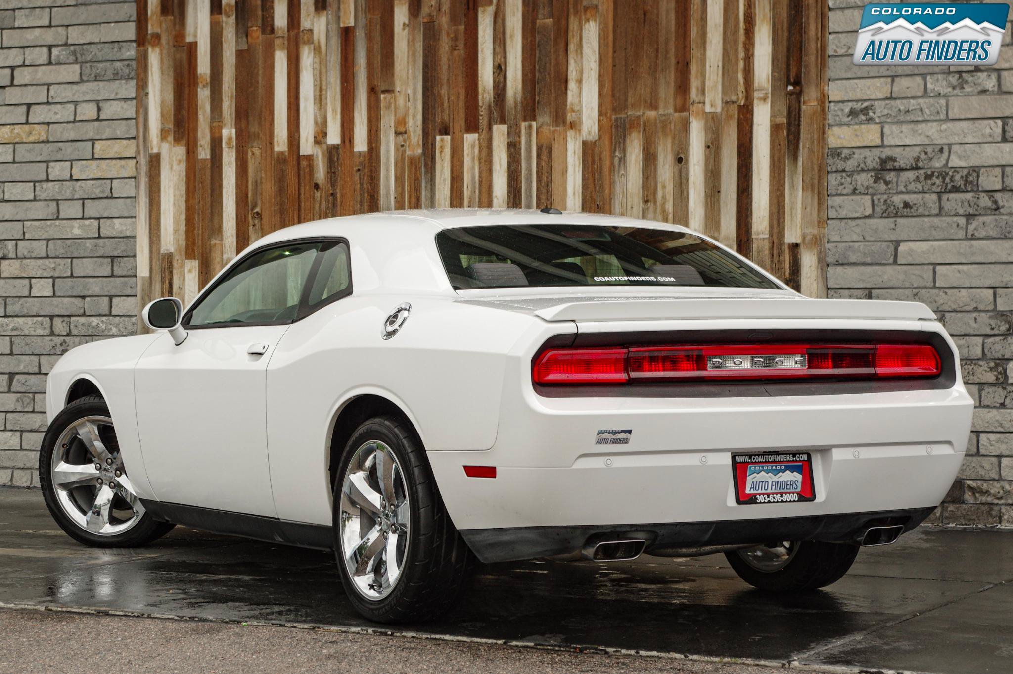 Used 2013 Dodge Challenger R/T w/ Sound Group II RWD image 4