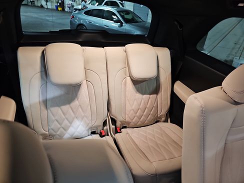 New 2026 Mercedes-Benz GLS 63 AMG 4MATIC image 13