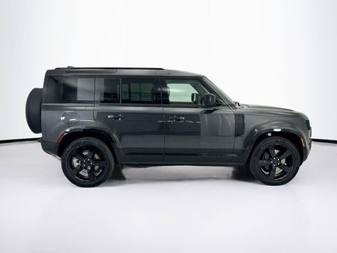 New 2026 Land Rover Defender 110 X-Dynamic SE AWD/4WD image 4