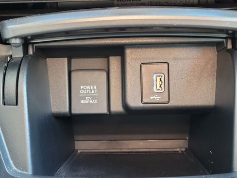 Used 2018 Honda Accord LX image 26